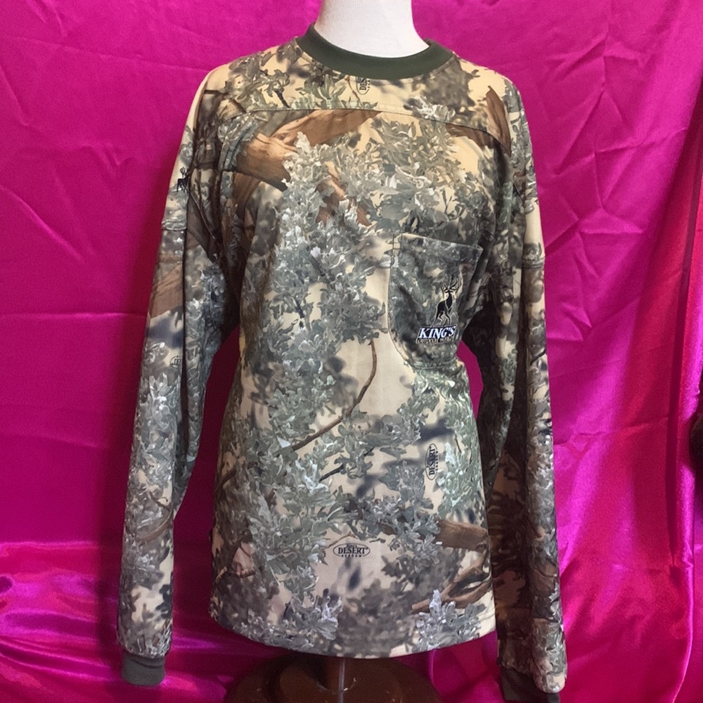 Hidden messa kings outdoor world Camo long sleeve hunting shirt size L